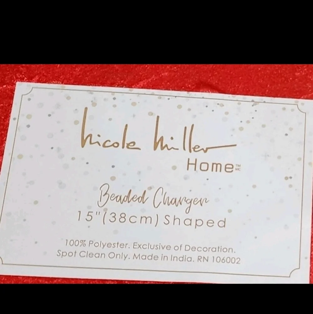 x4 Nicole Miller Red & Gold POINSETTIA Sparkly Beaded Placemats Chargers New
